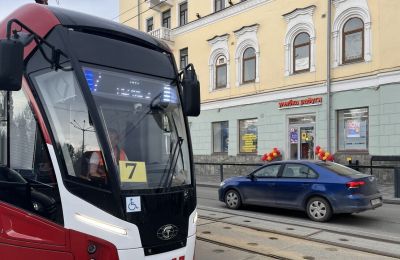Для гостей фестивалей «Небесная ярмарка» и «Тайны горы Крестовой» запустят ночные рейсы трамваев в Перми